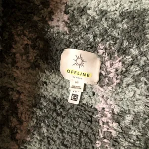 Aerie offline Fuzzy Shawl Shrug‎ cardigan Sweater Green Grey OS thumbnail 3