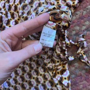 Sweet Rain Young Contemporary Retro Brown Print Button Up Crop Side Tie Polo thumbnail 4