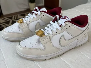 Nike Woman’s Dunk Low SE Sisterhood thumbnail 1