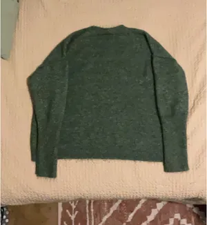 Collegiate Outfitters Legendary Outfitters Sweater thumbnail 2