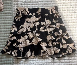Cabi black and tan floral tiered mini skirt thumbnail 1