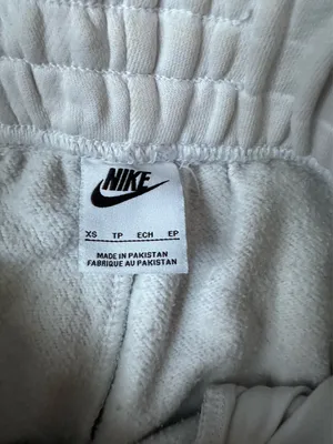 Nike Sweatpants thumbnail 2