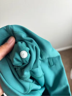 Lululemon Bike Shorts 6 thumbnail 6