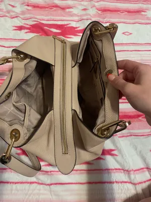 • Purse thumbnail 4