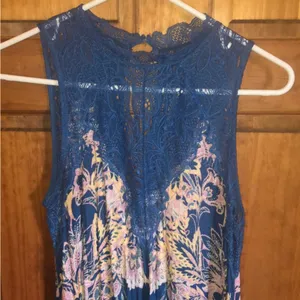 Free People Blue floral lace light weight Dress Size Small! thumbnail 4