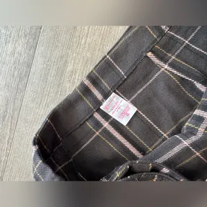 LAST PRICE🍒🤍 NO BOUNDARIES flannel faux wrap skirt 💐 thumbnail 8