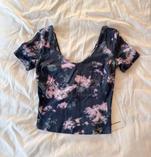 Lululemon Circulate Tie Dye Mineral Blue Multi Align T-Shirt Size 2 thumbnail 1