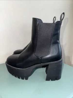 Madden Girl Black Chunky Platform Chelsea Boots Size 6 thumbnail 3