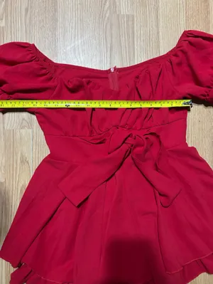 Red Off-Shoulder Tie-Waist flowy dress romper built in shorts. Ladies small thumbnail 3