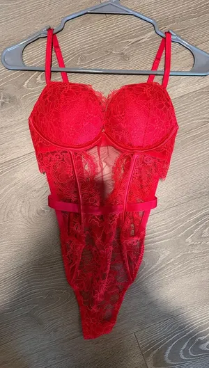 Victoria's Secret Red Lace Bustier Bodysuit Chemise thumbnail 1