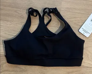 Alo yoga brand new black sports bra thumbnail 1