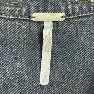 Free People Black Distressed Denim‎ Jacket with Knit Sleeves size M thumbnail 7