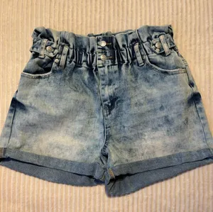 Almost Famous Jean Shorts thumbnail 1