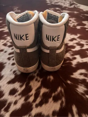 Nike Blazer Mid Vintage Suede Sneakers - dark‎ green & White thumbnail 3