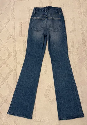 Good American Jeans High-Rise thumbnail 2
