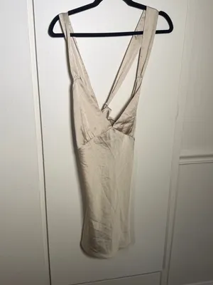 Abercrombie and Fitch Sleep Silk-Blend Ivory Chemise Nightdress Medium NWT thumbnail 2