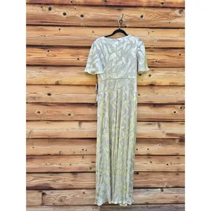 NWT Adrianna Papell Foil Leaf Short Sleeve Gown Size 8 thumbnail 10