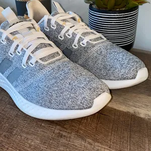 Adidas Originals Puremotion Running Sneaker Women’s Size 10 / Men’s Size 8.5 thumbnail 3
