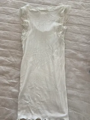 H&M White Lace Top thumbnail 3