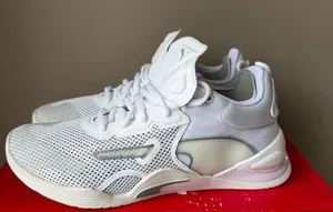 Puma Sneakers thumbnail 1