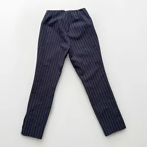 Rag & Bone Simone Cropped Side Snap Pants Women's Size 4 Navy Red Pinstripe thumbnail 3