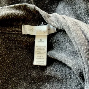 Ambiance Grey Cardigan Sweater Sz SM‎ thumbnail 5