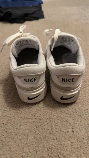 Nike Women’s thumbnail 2