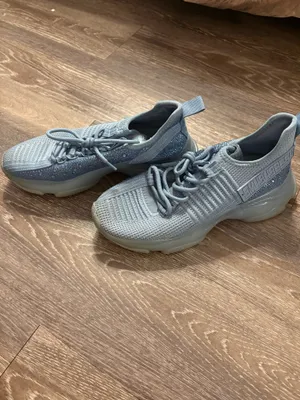 NWOT Steve Madden Maxima Rhinestone Knit Sneakers in a light blue. Size 9 thumbnail 2