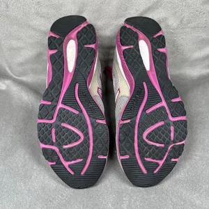 New Balance‎ Womens 690 Gray Pink Sneakers Size 8 thumbnail 7