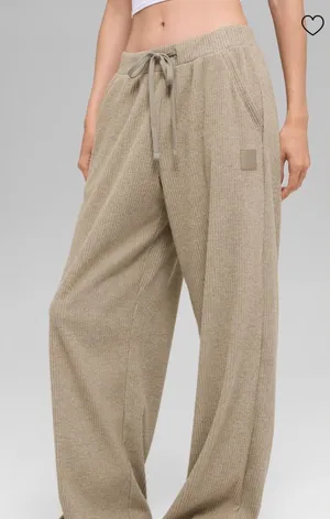 Alo NWT Muse Wide Leg Pants Gravel Heather Size M thumbnail 1
