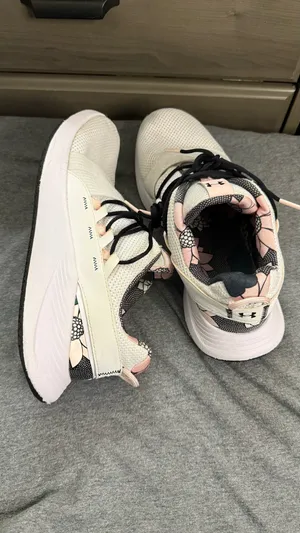 Under Armour Women's UA Charged Breathe FN Print Sport Style Shoes Size 11 thumbnail 5