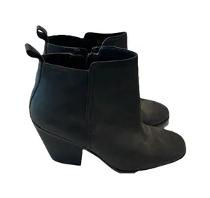 Cole Haan Boots Womens 9.5 B Chesney Ankle Booties‎ Block Heels Black Leather thumbnail 1