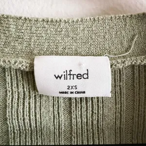 Aritzia Wilfred Merino Wool V-neck Cardigan Size XXS thumbnail 6