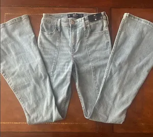 Hollister flare jeans  thumbnail 1