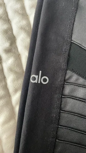 Alo Yoga Black and Grey Leggings High Waist size xs thumbnail 2