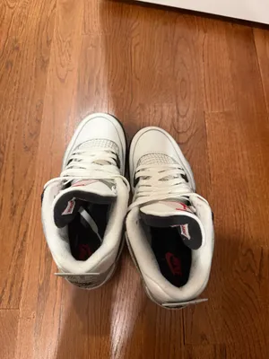 Air Jordan 4 Retro “White Cement” sneakers in Grade School (GS) size 6.5Y thumbnail 5