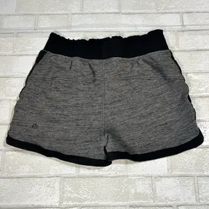 Lululemon Cool and Collected Women's Active Shorts Size 6 thumbnail 4