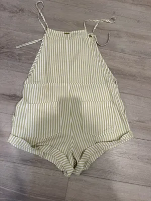 Billabong romper thumbnail 2