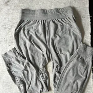 Lululemon Gray Jogger Sweatpants thumbnail 4