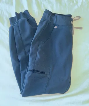 FIGS Zamora High-Waisted Scrub Pants thumbnail 1