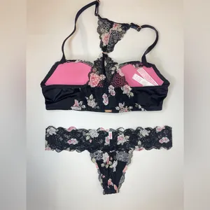 Victoria's Secret NWOT Set of 2 Black‎ Floral Lace Bra 32C|Panties Size S thumbnail 2