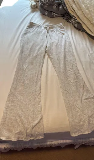 Hollister Sweatpants Grey Ultra High-Rise Wide-Leg Long thumbnail 2