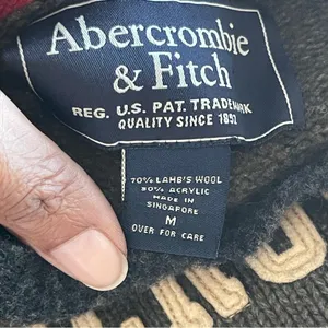 ABERCROMBIE & FITCH | Wool Blend Embroidered Logo Raglan Knit Sweater Sz M thumbnail 8