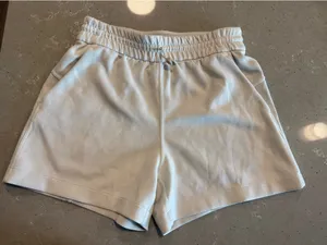 Lululemon Softstreme Shorts High-Rise thumbnail 1