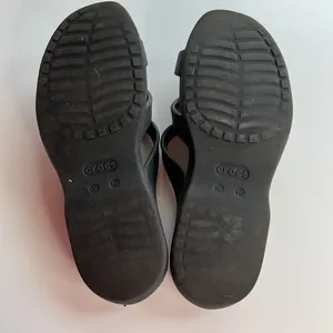 Crocs Meleen Twist Strappy Sandals Black Gray Comfort Slides Women’s Size 10 thumbnail 5