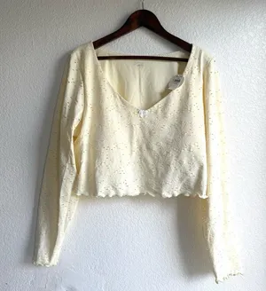 NWT Aerie Offline Womens Top Pale Yellow Floral Cropped Long Sleeve Size XXL thumbnail 1