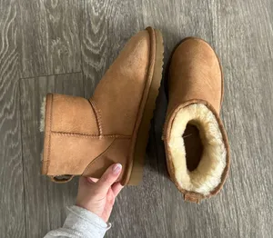 Brown Mini Boots 6 thumbnail 8