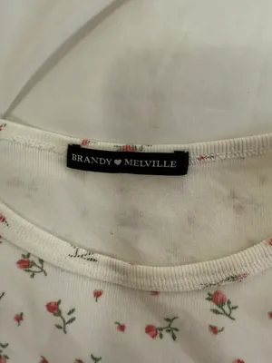 Brandy Melville Top thumbnail 3