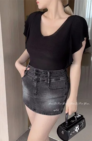 Black High thumbnail 2