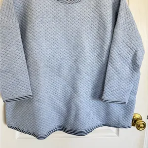Tuckernuck Reversible Heathered Blue Ally Swing Sweatshirt thumbnail 6